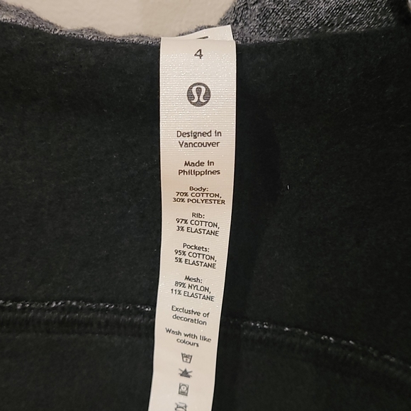 Lululemon Scuba Full Zip Hoodie- NWT. Size 4 - Picture 9 of 10